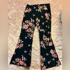 Torrid Black Floral Flare Leggings Size 2 2X